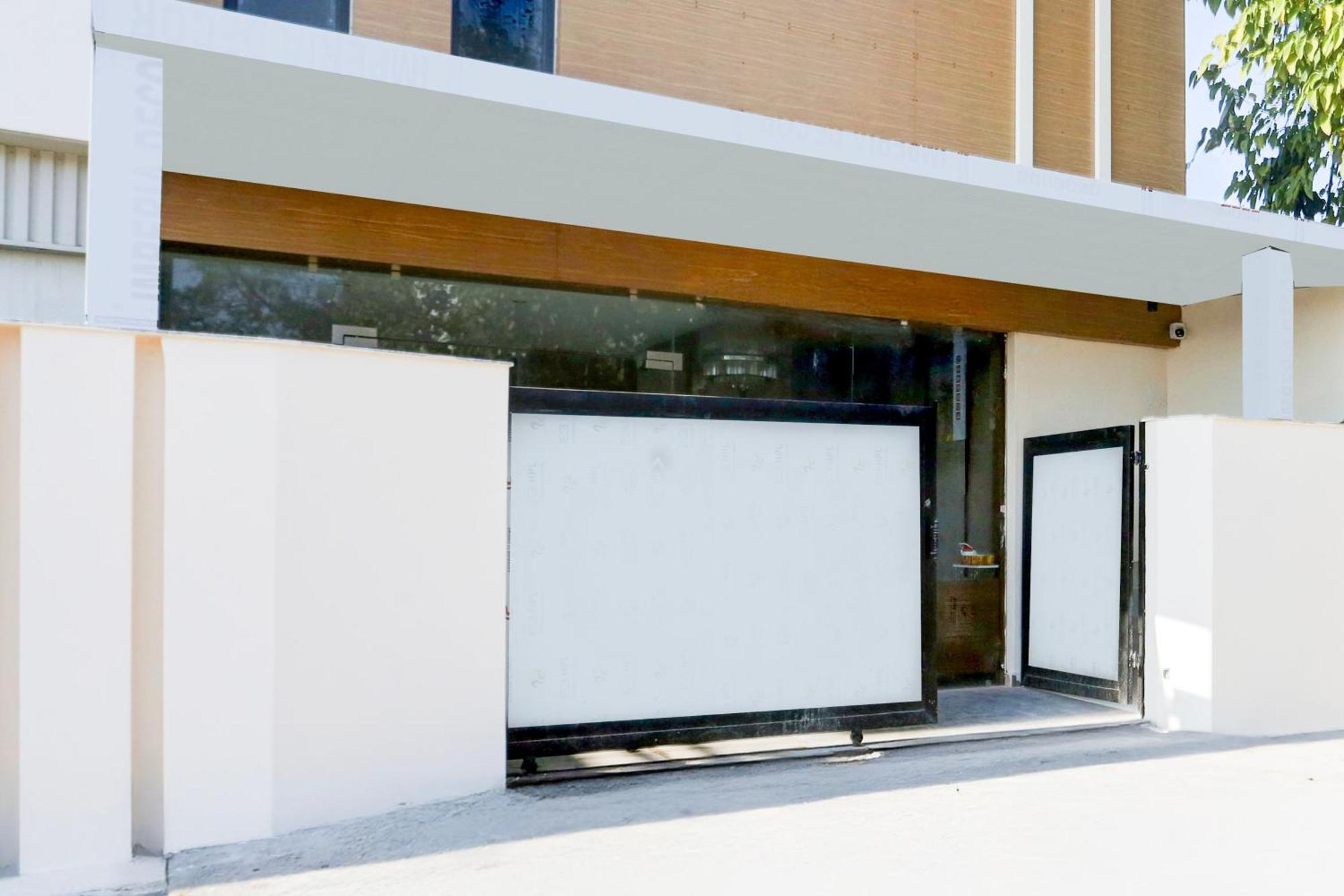 Super Townhouse Isbt Dehradun Hotel Екстериор снимка