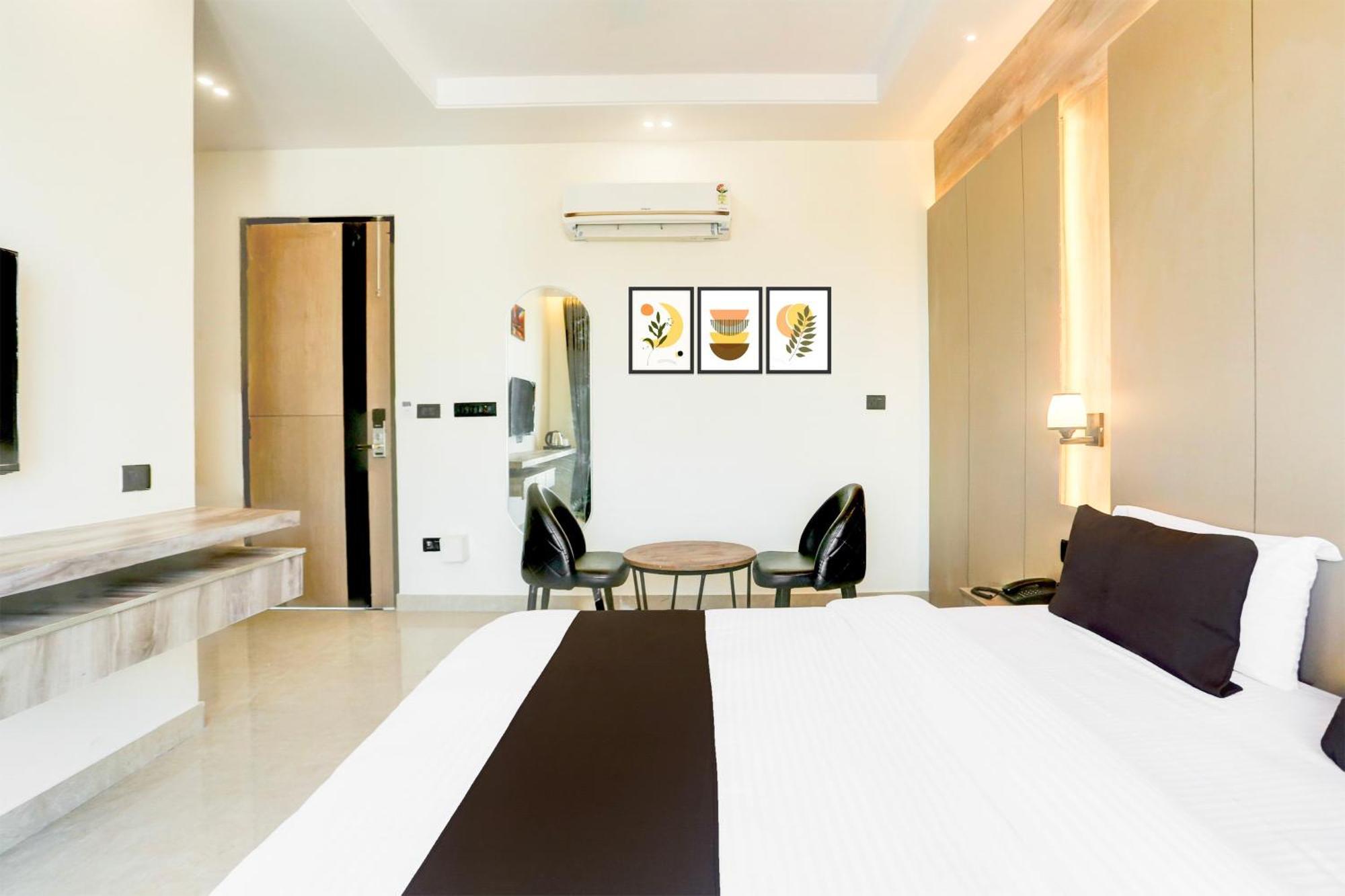 Super Townhouse Isbt Dehradun Hotel Екстериор снимка