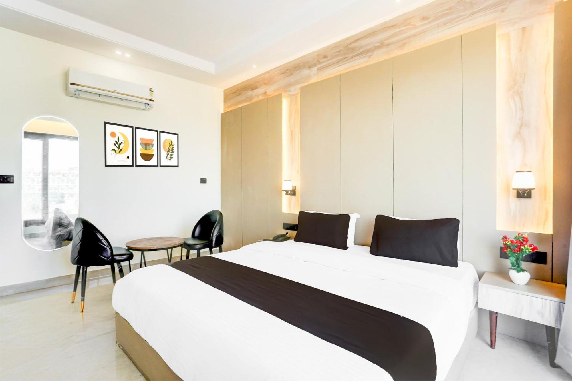 Super Townhouse Isbt Dehradun Hotel Екстериор снимка