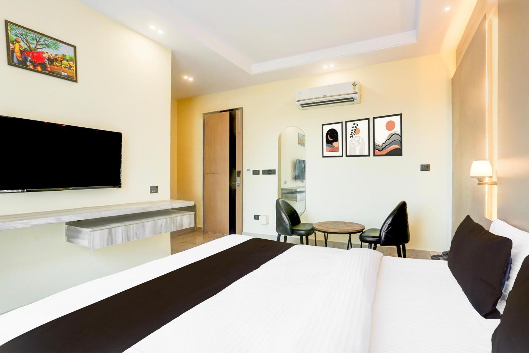 Super Townhouse Isbt Dehradun Hotel Екстериор снимка