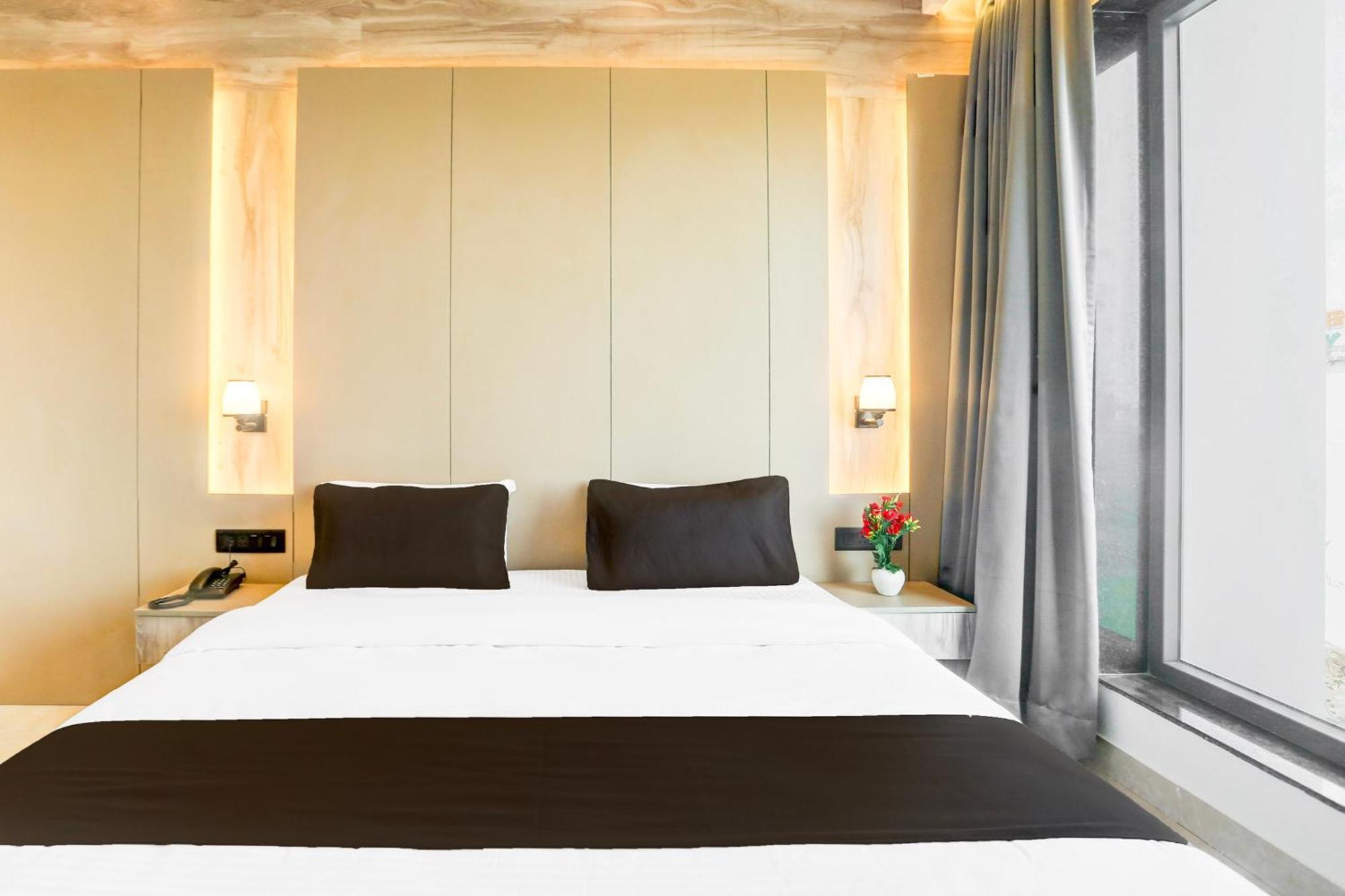 Super Townhouse Isbt Dehradun Hotel Екстериор снимка