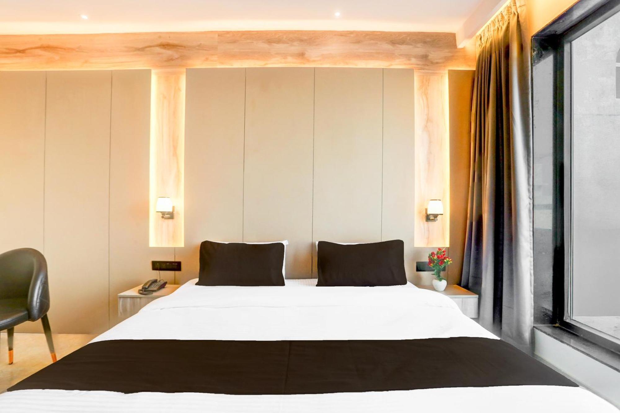 Super Townhouse Isbt Dehradun Hotel Екстериор снимка
